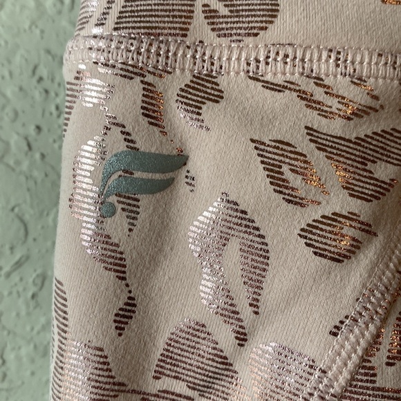 Fabletics Pureluxe Leggings - Picture 7 of 11